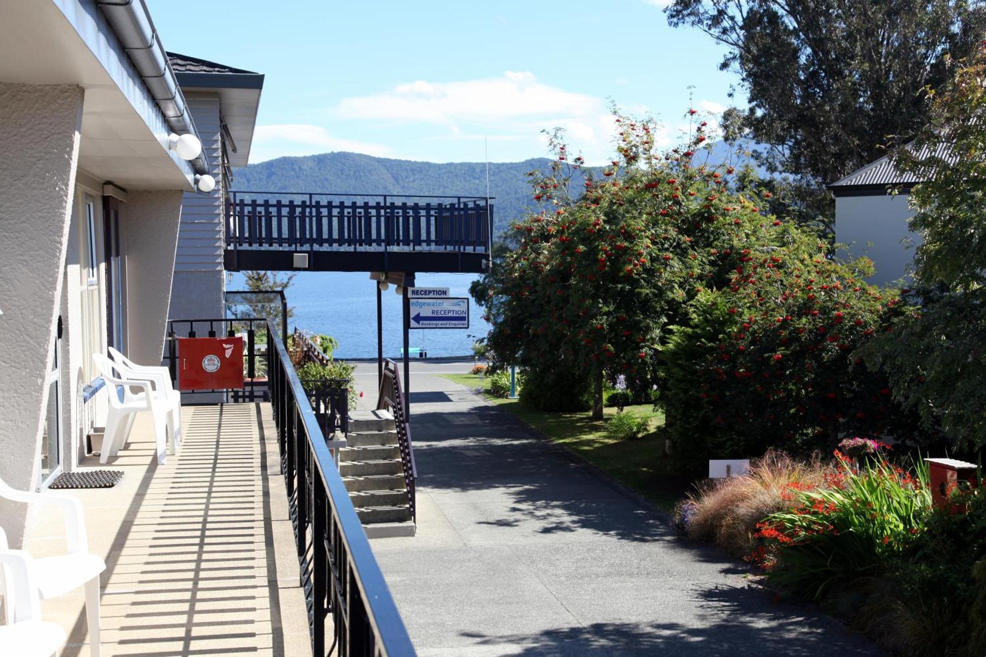 Edgewater Motel Te Anau Exterior foto